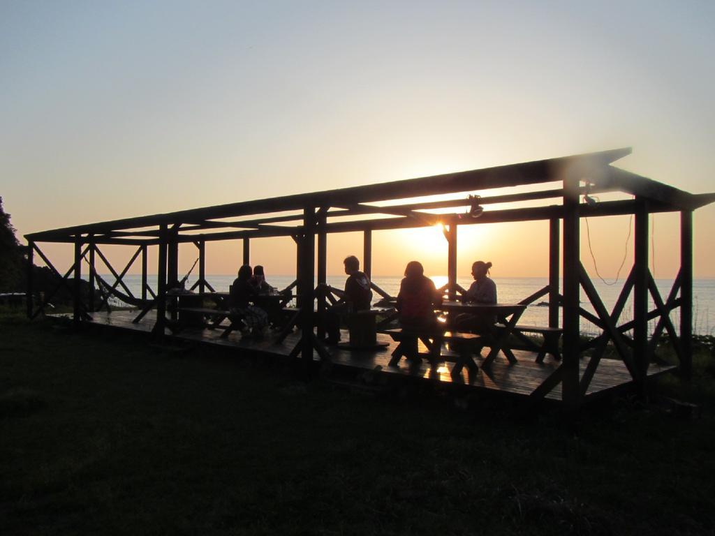 Amakusa West Coast Backpackers Fu-Raibou Albergue Exterior foto